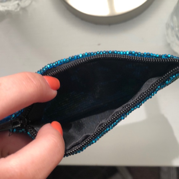 Beautiful beaded coin purse - Picture 3 of 3